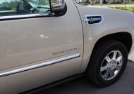 2009 Cadillac Escalade in Pompano Beach, FL 33064 - 1387378 32
