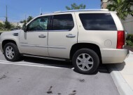 2009 Cadillac Escalade in Pompano Beach, FL 33064 - 1387378 26