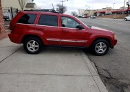 2005 Jeep Grand Cherokee in Belleville, NJ 07109-2923 - 1488453 45