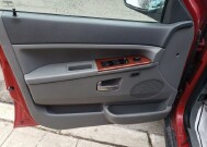 2005 Jeep Grand Cherokee in Belleville, NJ 07109-2923 - 1488453 40
