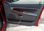 2005 Jeep Grand Cherokee in Belleville, NJ 07109-2923 - 1488453 34