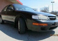 1998 Nissan Maxima in Madison, TN 37115 - 1585641 2