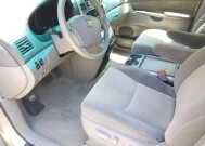 2009 Toyota Sienna in Belleville, NJ 07109-2923 - 942362 150