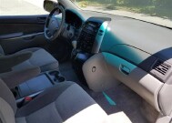2009 Toyota Sienna in Belleville, NJ 07109-2923 - 942362 144