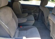 2009 Toyota Sienna in Belleville, NJ 07109-2923 - 942362 171