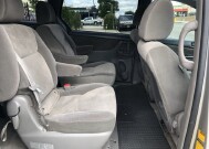 2009 Toyota Sienna in Belleville, NJ 07109-2923 - 942362 77