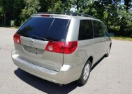2009 Toyota Sienna in Belleville, NJ 07109-2923 - 942362 115