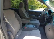 2009 Toyota Sienna in Belleville, NJ 07109-2923 - 942362 170