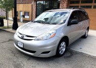 2009 Toyota Sienna in Belleville, NJ 07109-2923 - 942362 30