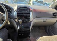 2008 Toyota Sienna in Blauvelt, NY 10913 - 1027343 16