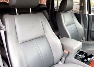 2005 Jeep Grand Cherokee in Belleville, NJ 07109-2923 - 1488453 12