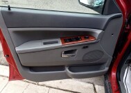 2005 Jeep Grand Cherokee in Belleville, NJ 07109-2923 - 1488453 17
