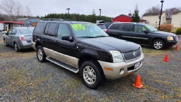2004 Mercury Mountaineer in Littlestown, PA 17340