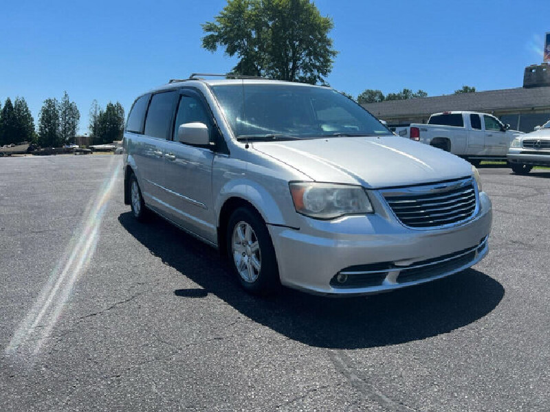 2012 Chrysler Town & Country in Hickory, NC 28602 - 1577733
