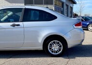 2008 Ford Focus in Mesquite, TX 75150 - 1596180 6