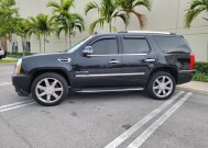 2013 Cadillac Escalade in Pompano Beach, FL 33064 - 1774167 3