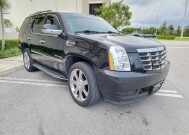 2013 Cadillac Escalade in Pompano Beach, FL 33064 - 1774167 4