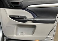2014 Toyota Highlander in Conyers, GA 30094 - 18024515 16