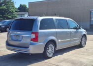 2015 Chrysler Town & Country in Troy, IL 62294-1376 - 18027470 27