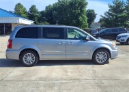 2015 Chrysler Town & Country in Troy, IL 62294-1376 - 18027470 58