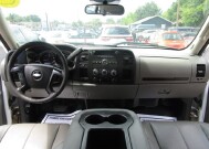 2013 Chevrolet Silverado 2500 in Tampa, FL 33604-6914 - 18029773 3