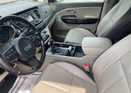 2015 Kia Sedona in Mount Vernon, WA 98273 - 18031940 4