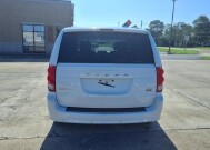2016 Dodge Grand Caravan in Troy, IL 62294-1376 - 18036932 25