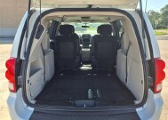 2016 Dodge Grand Caravan in Troy, IL 62294-1376 - 18036932 52