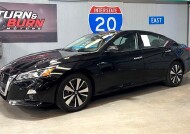 2019 Nissan Altima in Conyers, GA 30094 - 18042071 3