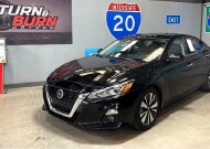 2019 Nissan Altima in Conyers, GA 30094 - 18042071 1