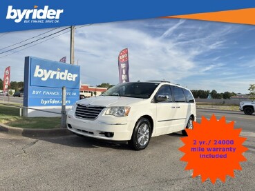 2010 Chrysler Town & Country in Conway, AR 72032