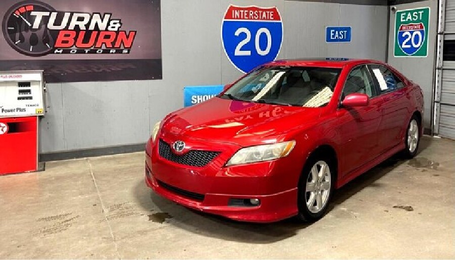 2009 Toyota Camry in Conyers, GA 30094 - 18047506