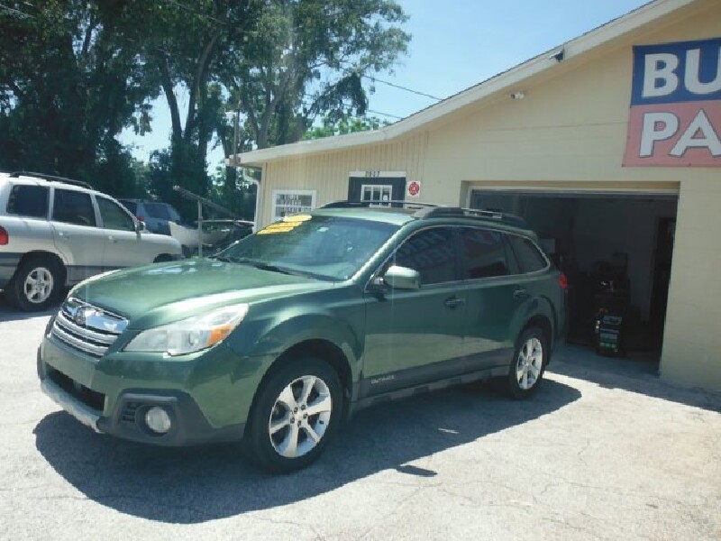 2013 Subaru Outback in WEEKI WACHEE, FL 34614 - 18049380