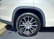 2018 Toyota Highlander in Virginia Beach, VA 23464 - 18051335 39
