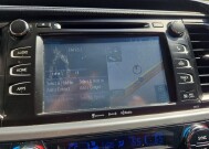 2018 Toyota Highlander in Virginia Beach, VA 23464 - 18051335 32