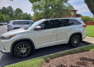 2018 Toyota Highlander in Virginia Beach, VA 23464 - 18051335 6