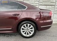 2012 Volkswagen Passat in Decatur, GA 30032 - 18054954 10