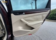 2012 Volkswagen Passat in Decatur, GA 30032 - 18054954 46