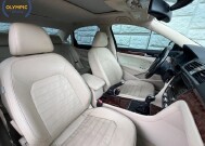 2012 Volkswagen Passat in Decatur, GA 30032 - 18054954 40