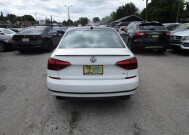2018 Volkswagen Passat in Tampa, FL 33604-6914 - 18055586 25