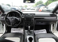2018 Volkswagen Passat in Tampa, FL 33604-6914 - 18055586 3
