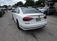 2018 Volkswagen Passat in Tampa, FL 33604-6914 - 18055586 27