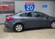 2016 Kia Forte in Conyers, GA 30094 - 18066537 5