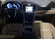 2014 Chrysler 300 in Conyers, GA 30094 - 18070609 15