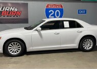 2014 Chrysler 300 in Conyers, GA 30094 - 18070609 3