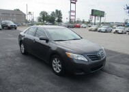 2011 Toyota Camry in Oak Grove, MO 64075 - 18072404 3