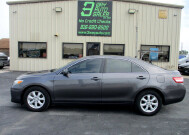 2011 Toyota Camry in Oak Grove, MO 64075 - 18072404 17