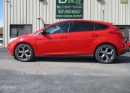 2013 Ford Focus in Oak Grove, MO 64075 - 18072442 8
