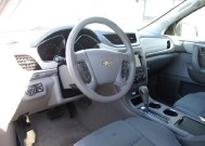 2014 Chevrolet Traverse in Oak Grove, MO 64075 - 18072445 9