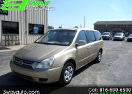 2006 Kia Sedona in Oak Grove, MO 64075 - 18072463 11